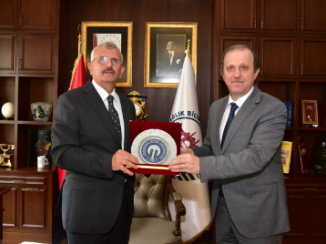 Rektörümüz, Sağlık Bilimleri Üniversitesi Rektörü Prof. Dr. Cevdet ERDÖLü Ziyaret Etti