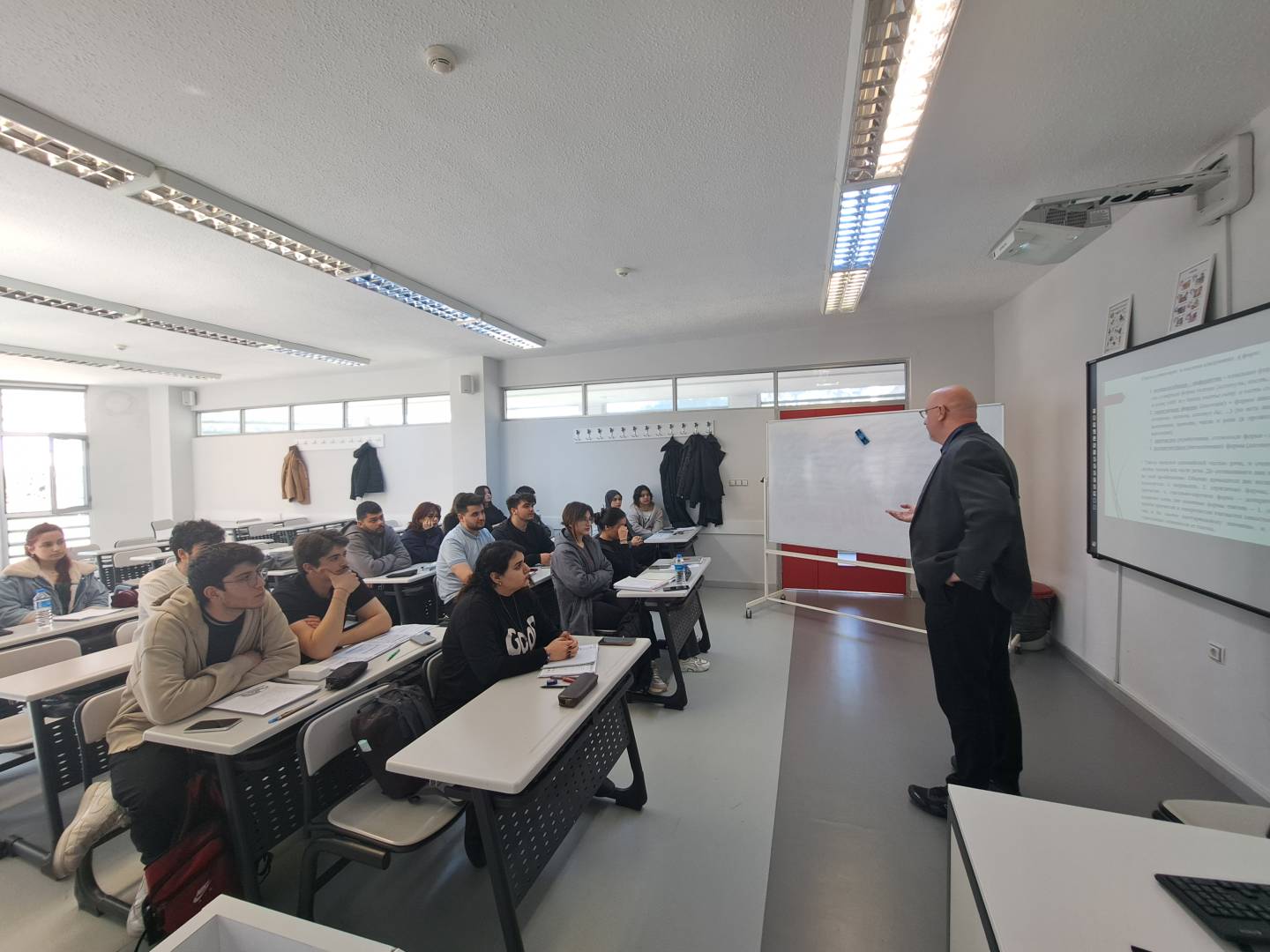 Prof. Dr. Lyubomir GUZİ Ders Fotoğraf 1