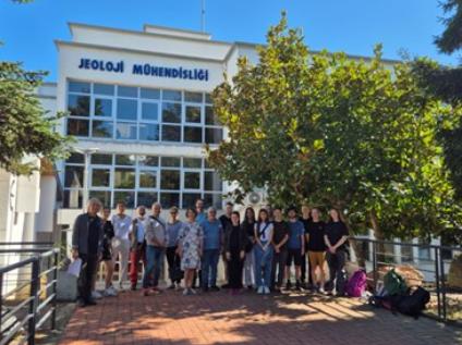 Students of Ludwig Maximilian University Visit Our Department for 12 Days of Research