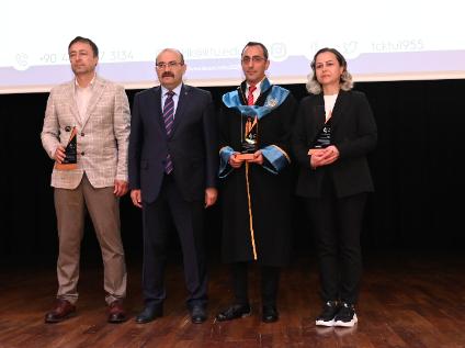 KTÜ 2022 Ödülleri Sahiplerini Buldu