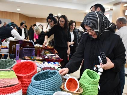 KTÜ Farabi Hastanesi Psikiyatri Kliniğinin Geleneksel El Sanatları Sergisi Açıldı