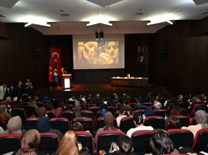 Panel on "Building a Society of Trust" Held at Our University for International Women's Day on March 8 