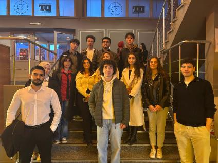 Students from the School of Foreign Languages came together at the theatre