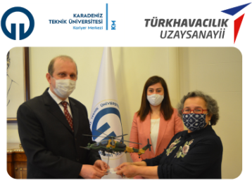 Türk Havacılık Uzay Sanayi Kurumsal Pazarlama ve İletişim Başkanı Serdar DEMİR rektörümüze saygılarını sunarak hediyesini takdim etti.