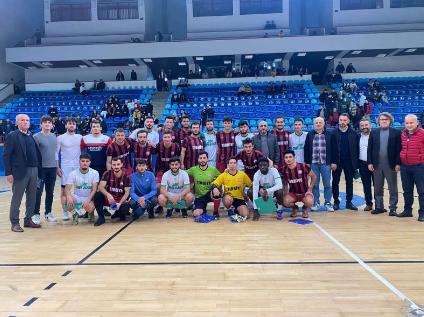 Fakültemiz Futsal Takımı Turnuva İkinciliği elde etmiştir.