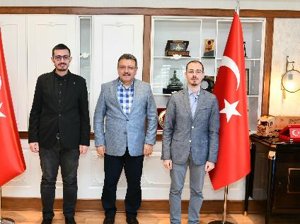 Bölümümüz Öğretim Üyelerinin Trabzon Büyüşehir Belediye Başkanı Sn. Ahmet Metin GENÇ'i Ziyareti