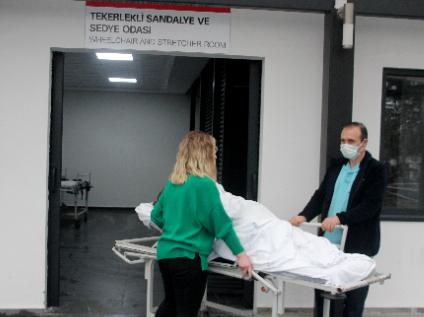 Polikliniklere Başvuran Hastaların Bakım Temizlik Hizmetlerinin Yürütülmesi, Sedyelerin ve Tekerlekli Sandalyelerin Temin Edileceği Yap